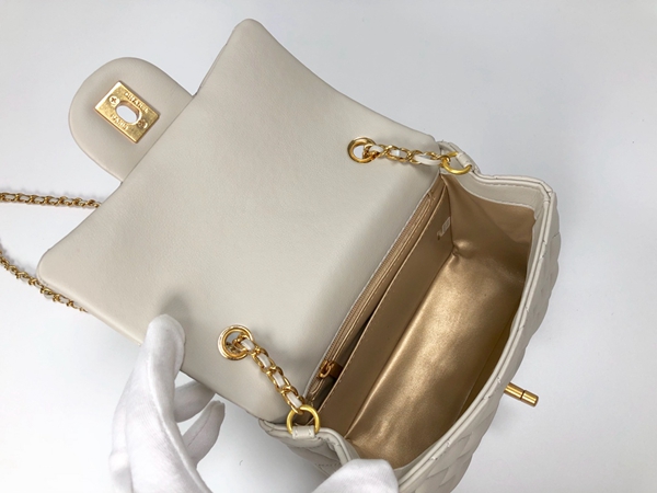 シャネルバッグ全体デザイン